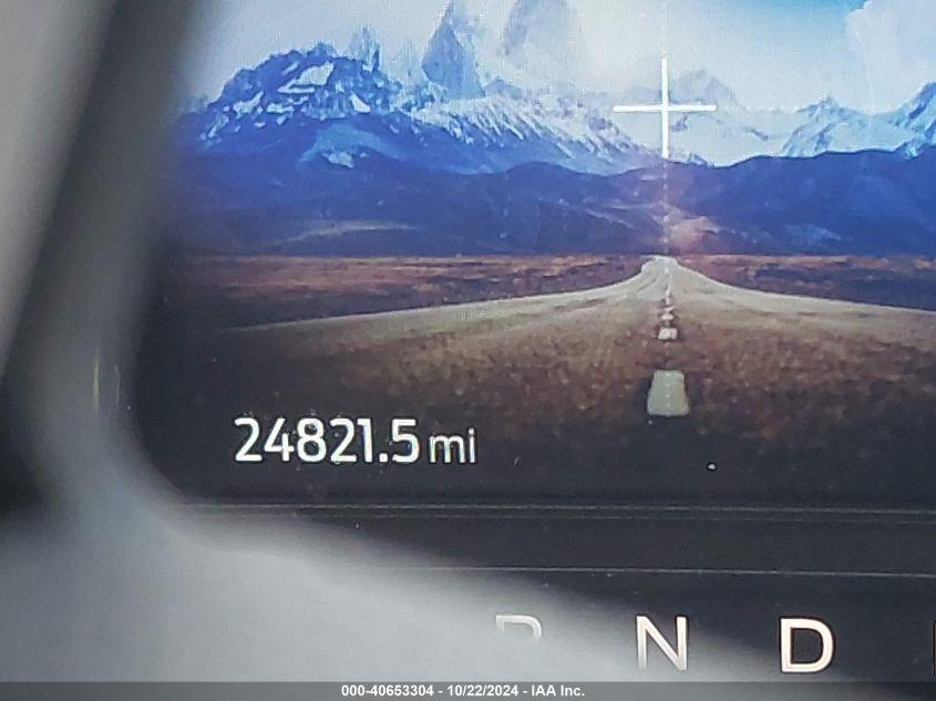 FORD EXPLORER XLT 2022