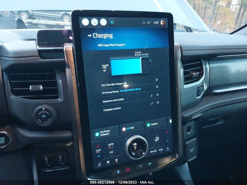 FORD F-150 LIGHTNING LARIAT 2022