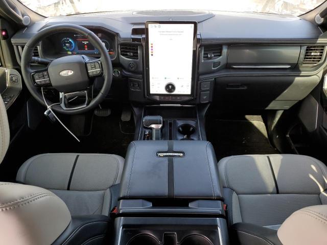 FORD F150 LIGHT  2022