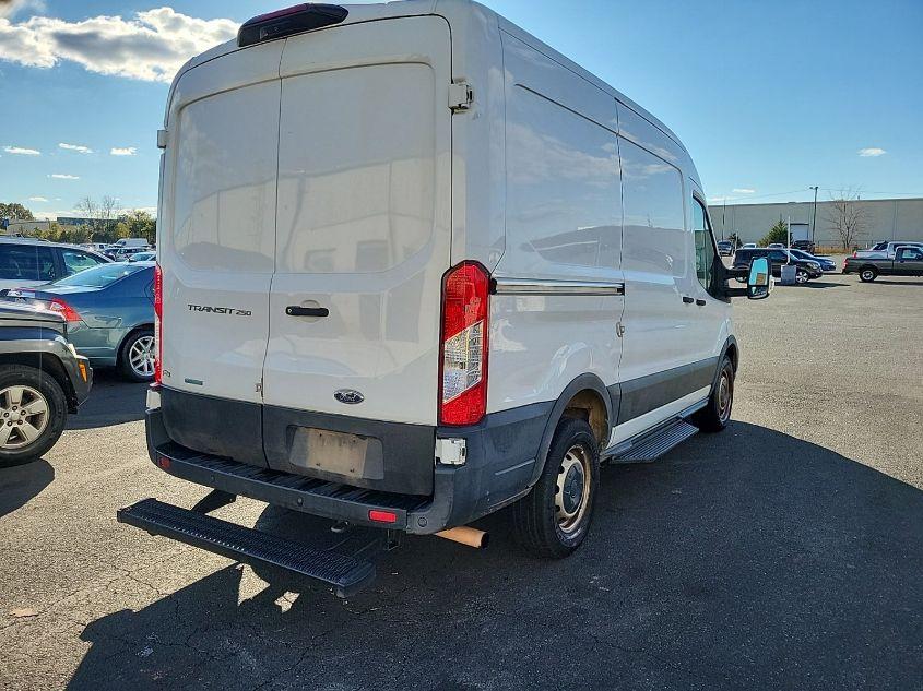 FORD TRANSIT-250 CARGO VAN  2020