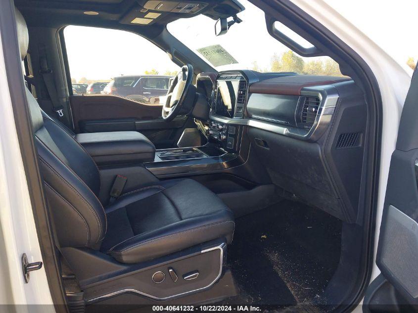 FORD F-150 LARIAT 2021