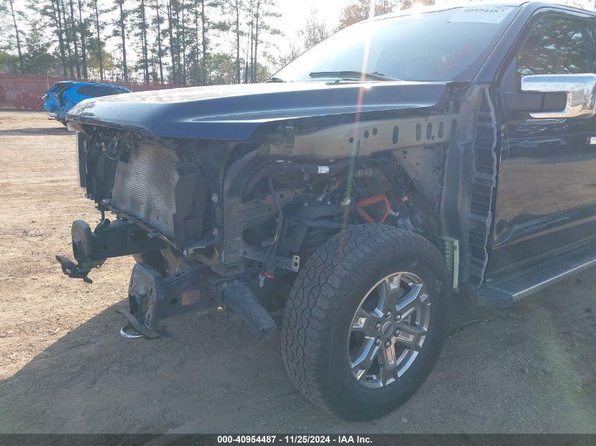 FORD F-150 LARIAT 2023