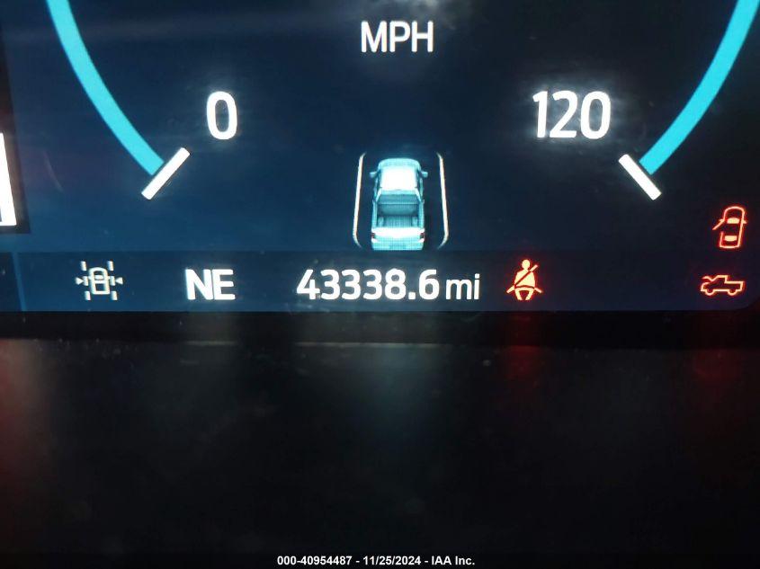 FORD F-150 LARIAT 2023