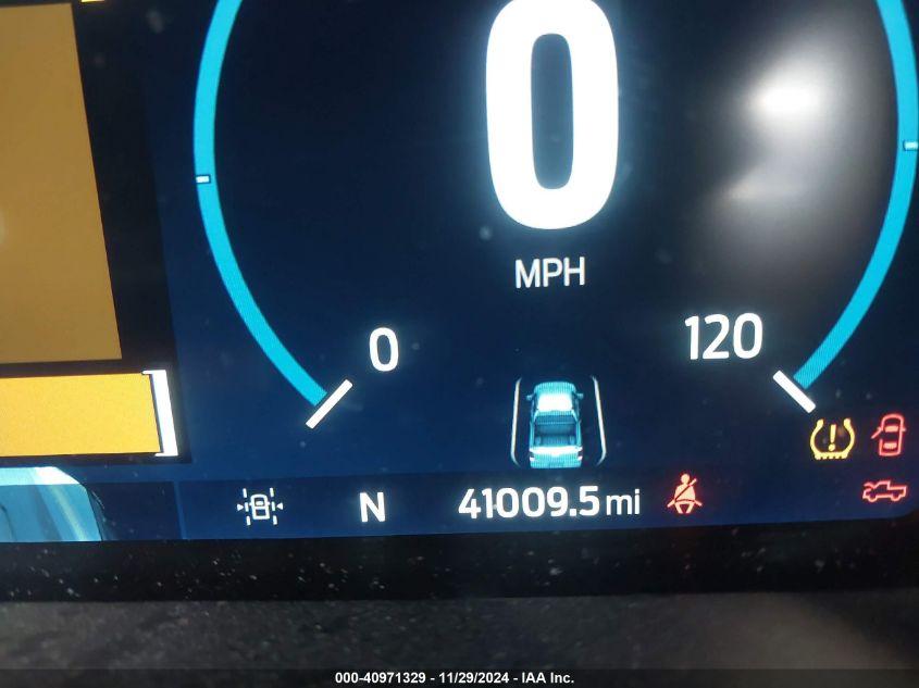 FORD F-150 PLATINUM 2023