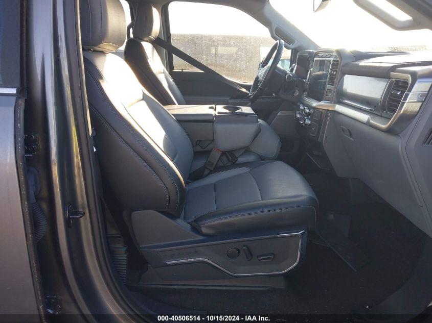 FORD F-150 LARIAT 2022