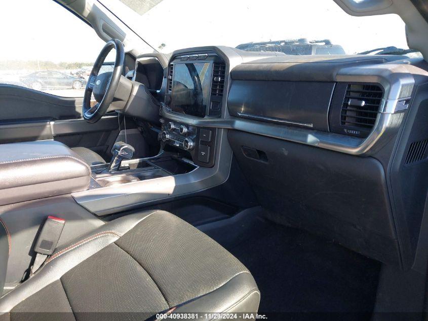 FORD F-150 LARIAT 2021