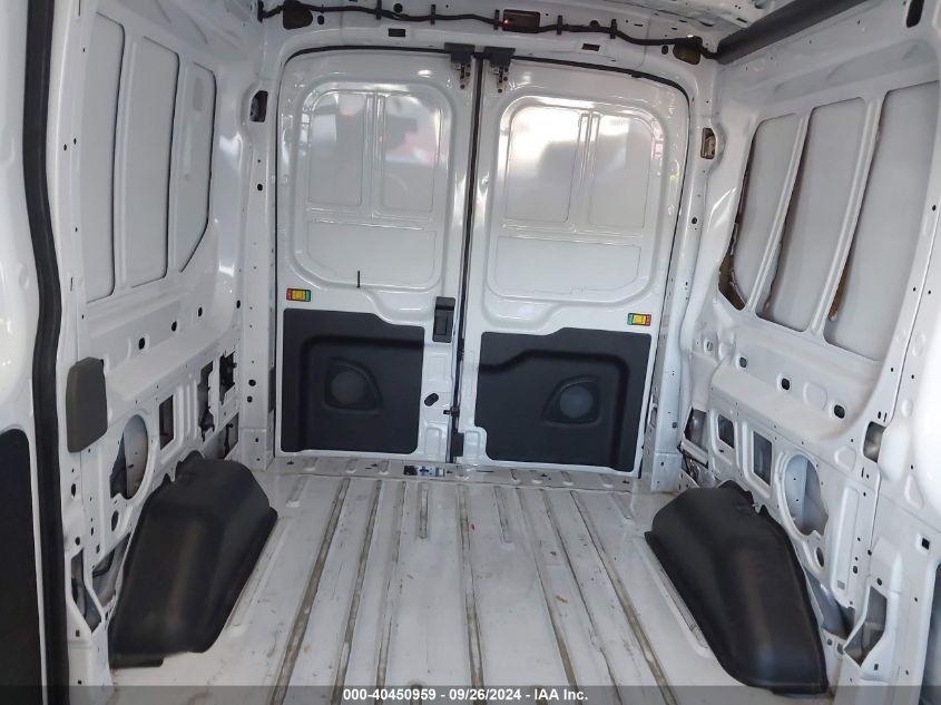 FORD TRANSIT-150  2023