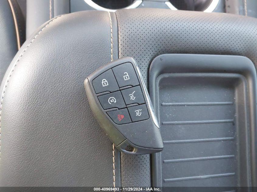 GMC YUKON XL 4WD AT4 2023