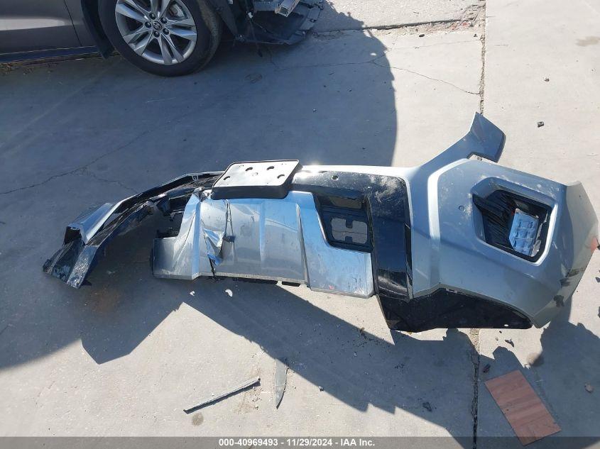 GMC YUKON XL 4WD AT4 2023