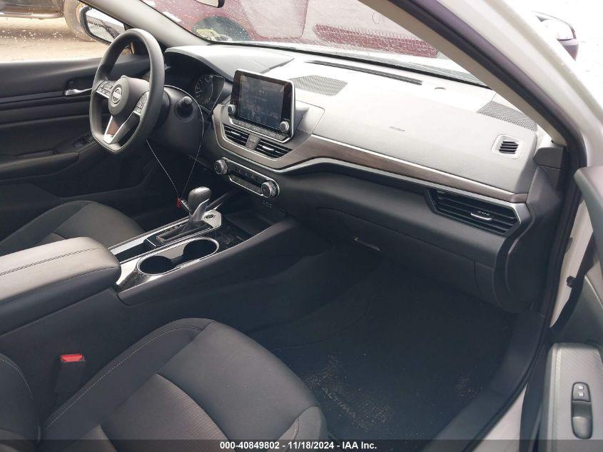 NISSAN ALTIMA SV FWD 2024