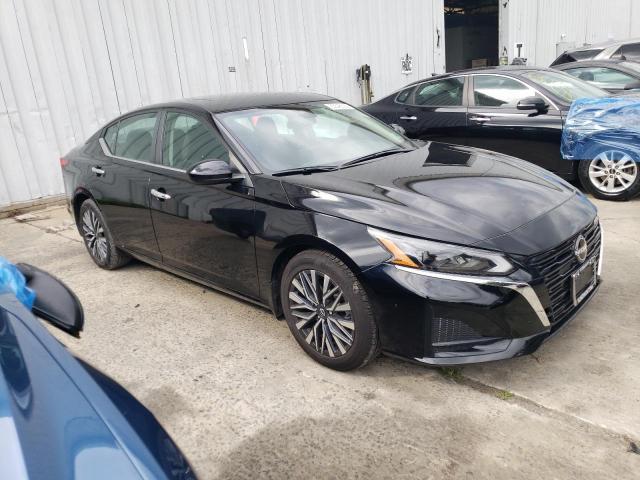 NISSAN ALTIMA SV 2023