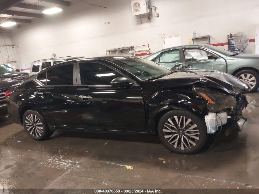 NISSAN ALTIMA SV INTELLIGENT AWD 2024