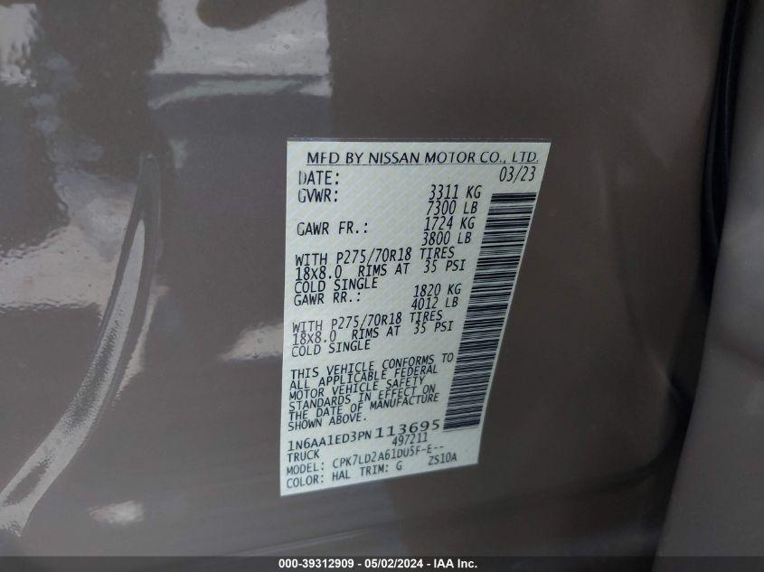 NISSAN TITAN PRO-4X 4X4 2023