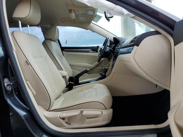 VOLKSWAGEN PASSAT R-L 2017