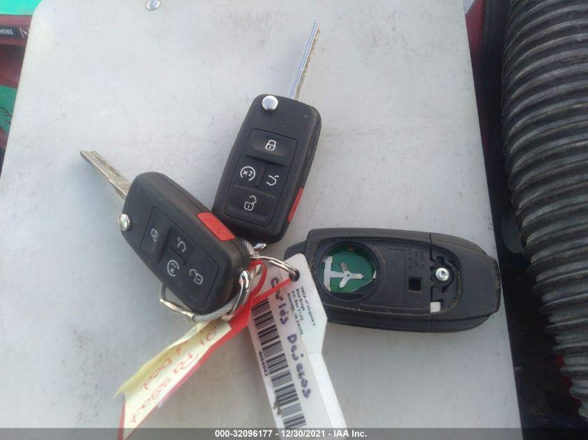 VOLKSWAGEN PASSAT 2.0T SE 2021