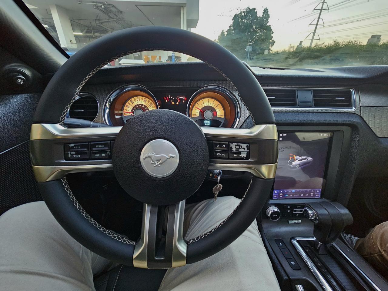 FORD MUSTANG GT  2012