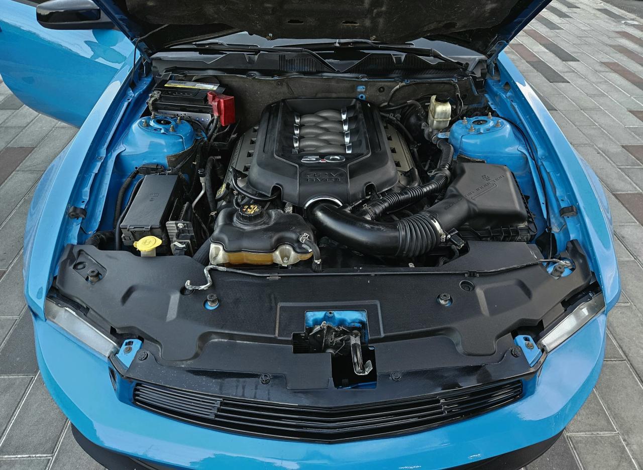 FORD MUSTANG GT  2012