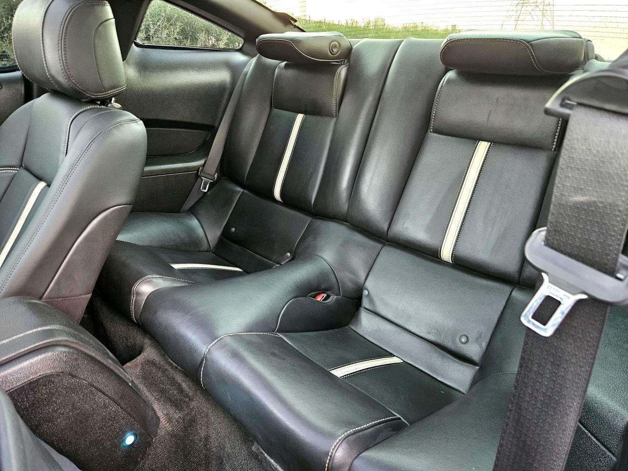 FORD MUSTANG GT  2012