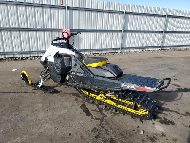 SKI DOO SNOWMOBILE SUMMIT SP 2023