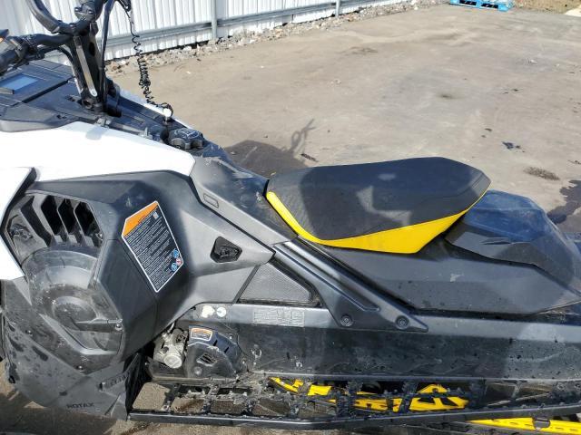 SKI DOO SNOWMOBILE SUMMIT SP 2023