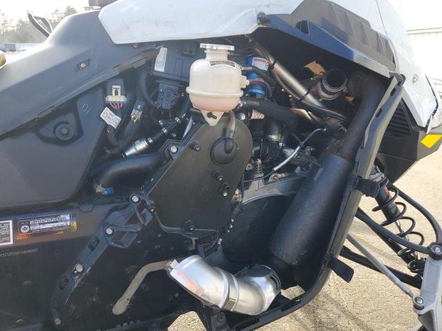 SKI DOO SNOWMOBILE SUMMIT SP 2023