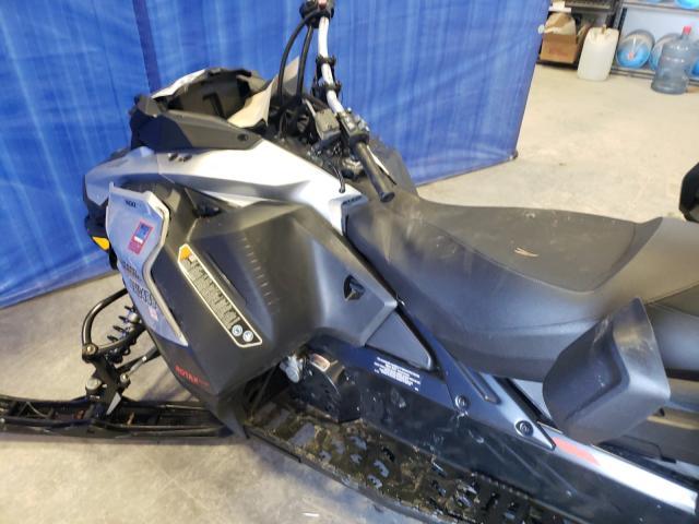 SKI DOO SNOWMOBILE GRAND TOUR 2021