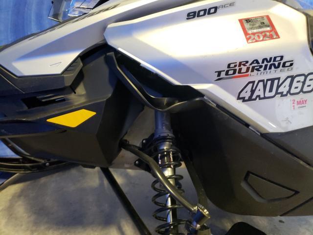 SKI DOO SNOWMOBILE GRAND TOUR 2021