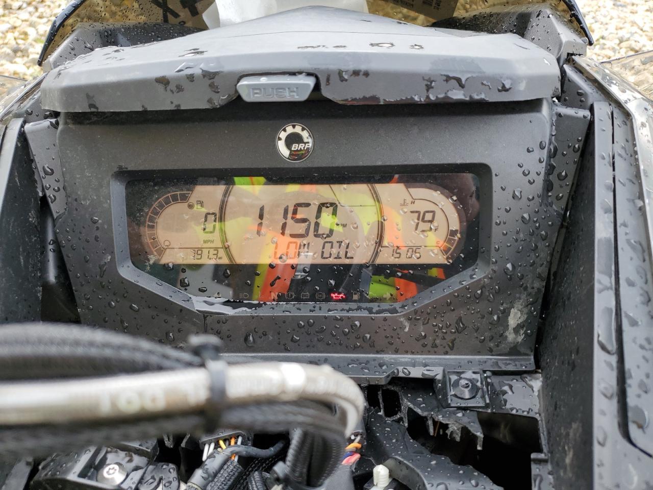 SKI DOO SNOWMOBILE 600 2023