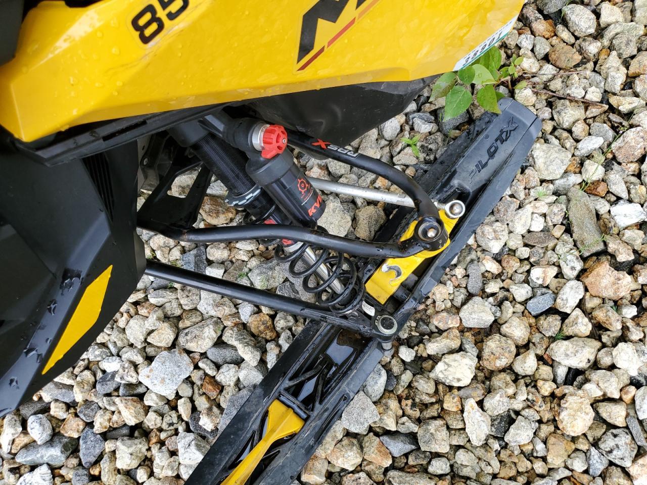 SKI DOO SNOWMOBILE 600 2023