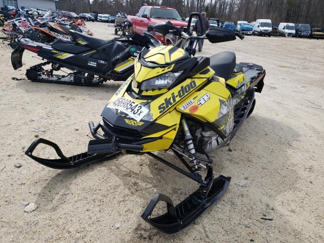 SKI DOO SNOWMOBILE  2018