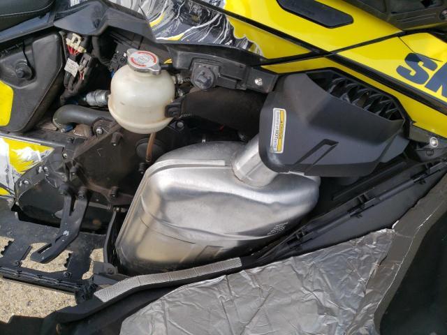 SKI DOO SNOWMOBILE  2018