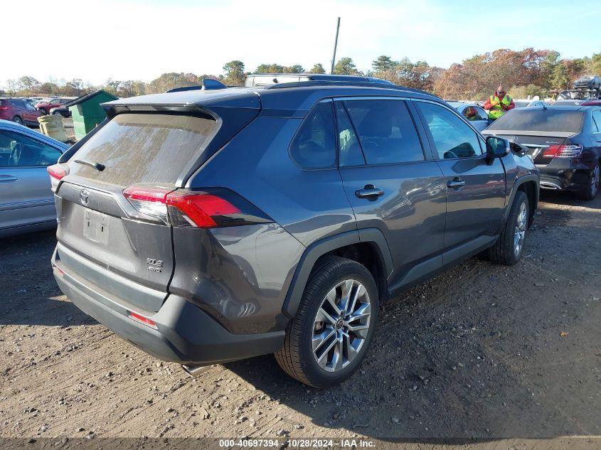 TOYOTA RAV4 XLE PREMIUM 2022