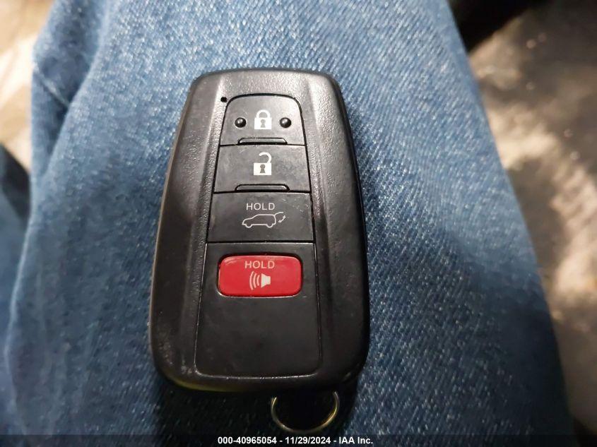 TOYOTA RAV4 HYBRID XLE PREMIUM 2021