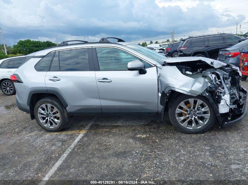 TOYOTA RAV4 XLE PREMIUM 2024