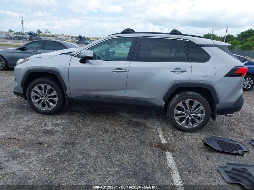 TOYOTA RAV4 XLE PREMIUM 2024