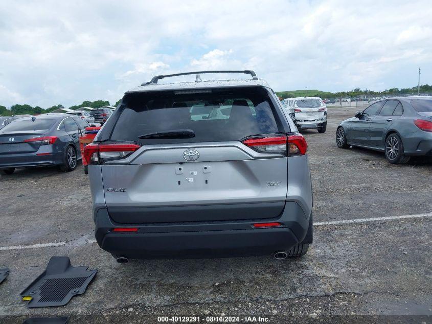 TOYOTA RAV4 XLE PREMIUM 2024