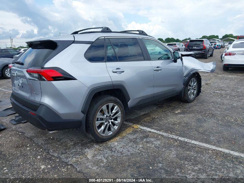 TOYOTA RAV4 XLE PREMIUM 2024