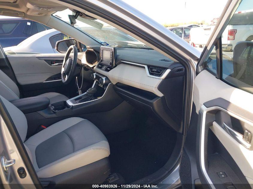 TOYOTA RAV4 XLE PREMIUM 2021