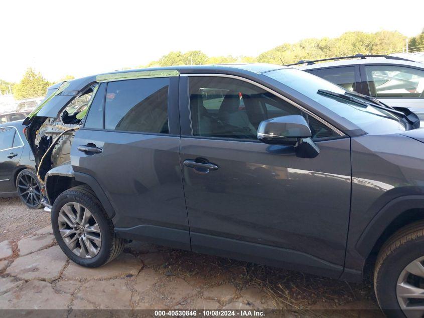 TOYOTA RAV4 XLE PREMIUM 2024