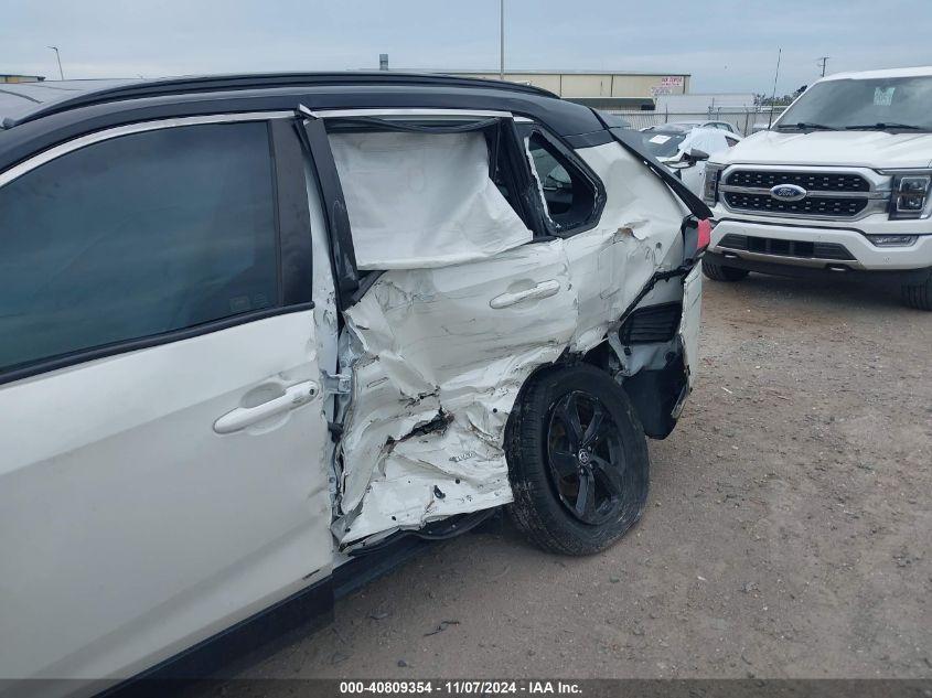 TOYOTA RAV4 HYBRID XSE 2021