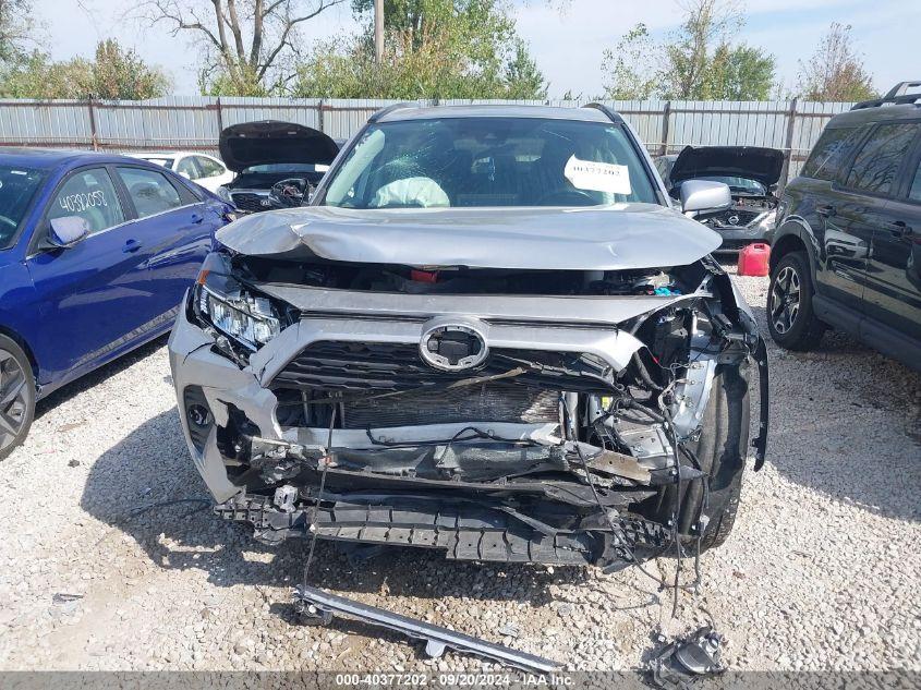 TOYOTA RAV4 XLE 2021