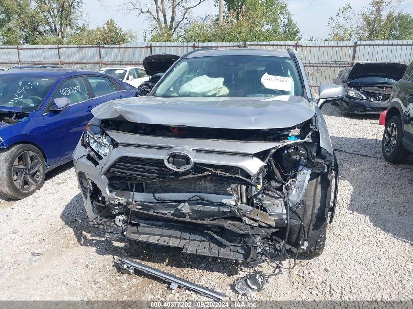 TOYOTA RAV4 XLE 2021