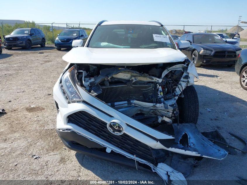 TOYOTA RAV4 XLE 2021