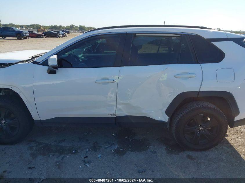 TOYOTA RAV4 XLE 2021