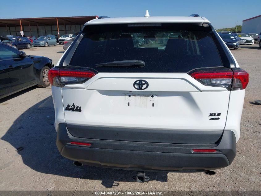 TOYOTA RAV4 XLE 2021