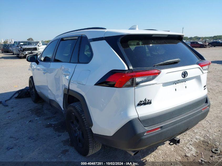 TOYOTA RAV4 XLE 2021