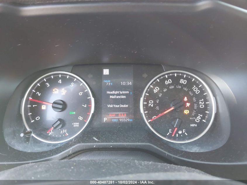 TOYOTA RAV4 XLE 2021