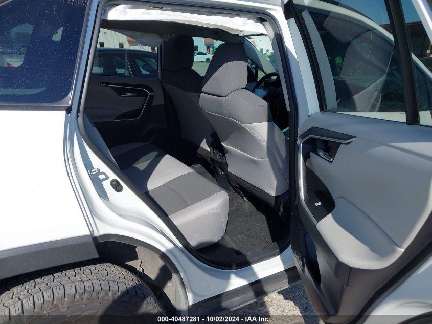 TOYOTA RAV4 XLE 2021