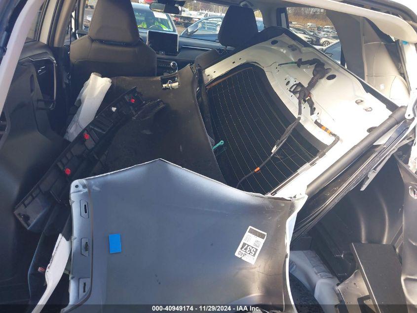 TOYOTA RAV4 XLE 2024