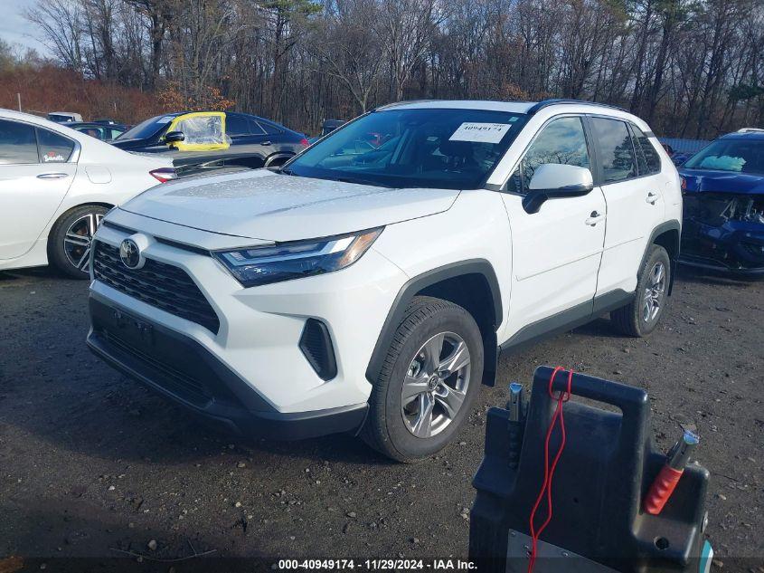 TOYOTA RAV4 XLE 2024